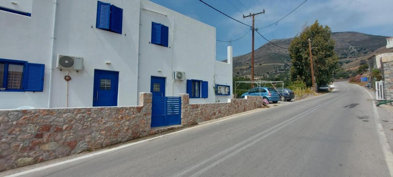 Dionysia Apartments Livadia  エクステリア 写真