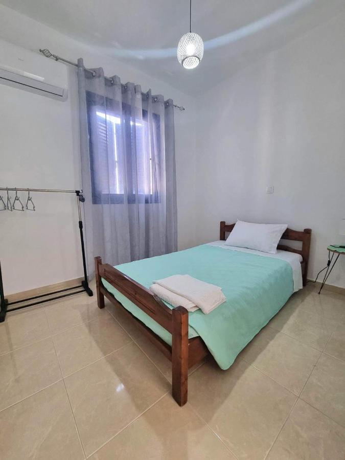 Dionysia Apartments Livadia  エクステリア 写真
